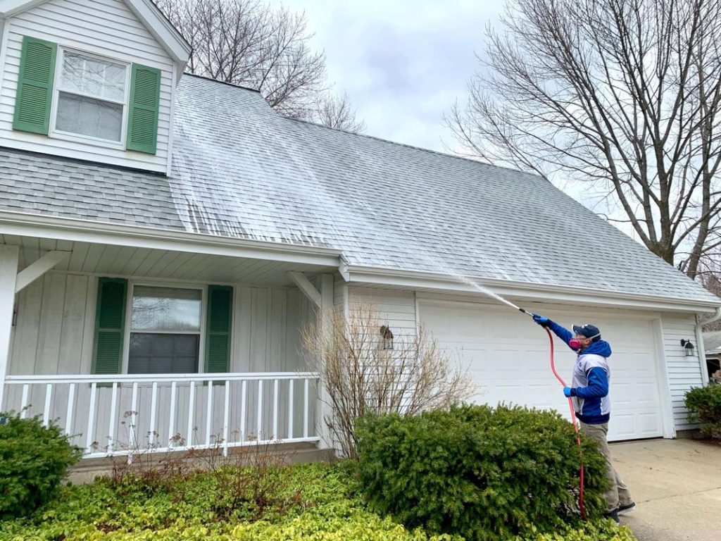 Complete Cedarburg Softwash | Pressure Washing | Milwaukee